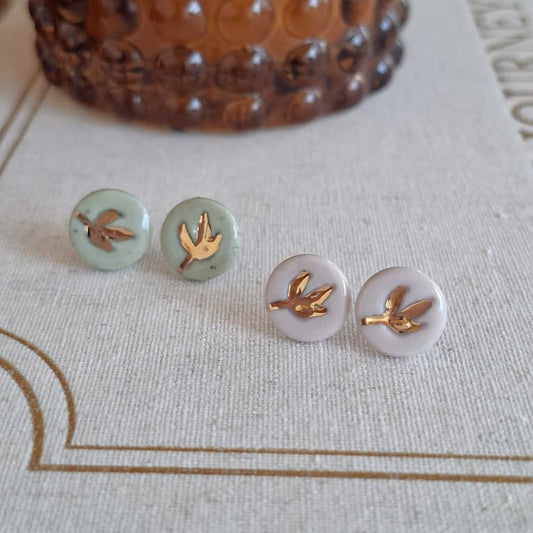 Golden leaf earrings