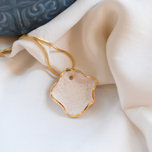 Sea bloom necklace