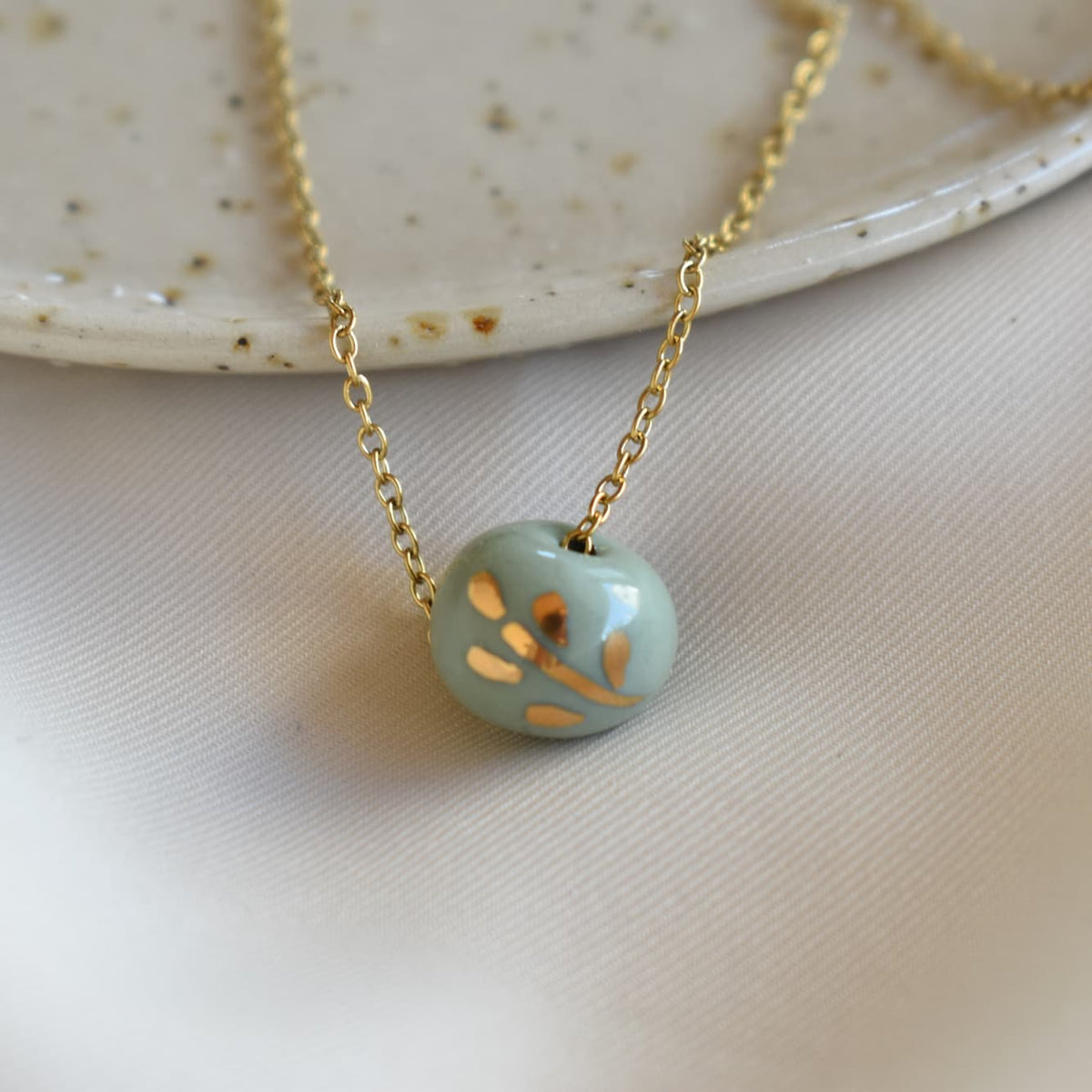 One Beads Necklace