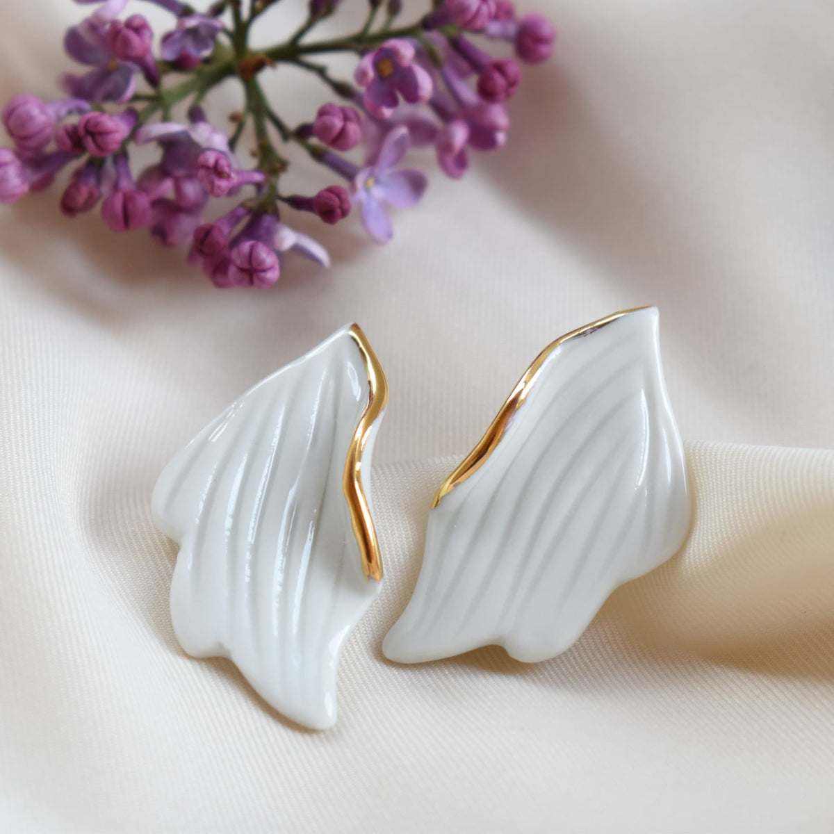 Breeze – handmade porcelain earrings with 24k gold, by Joska Handmade