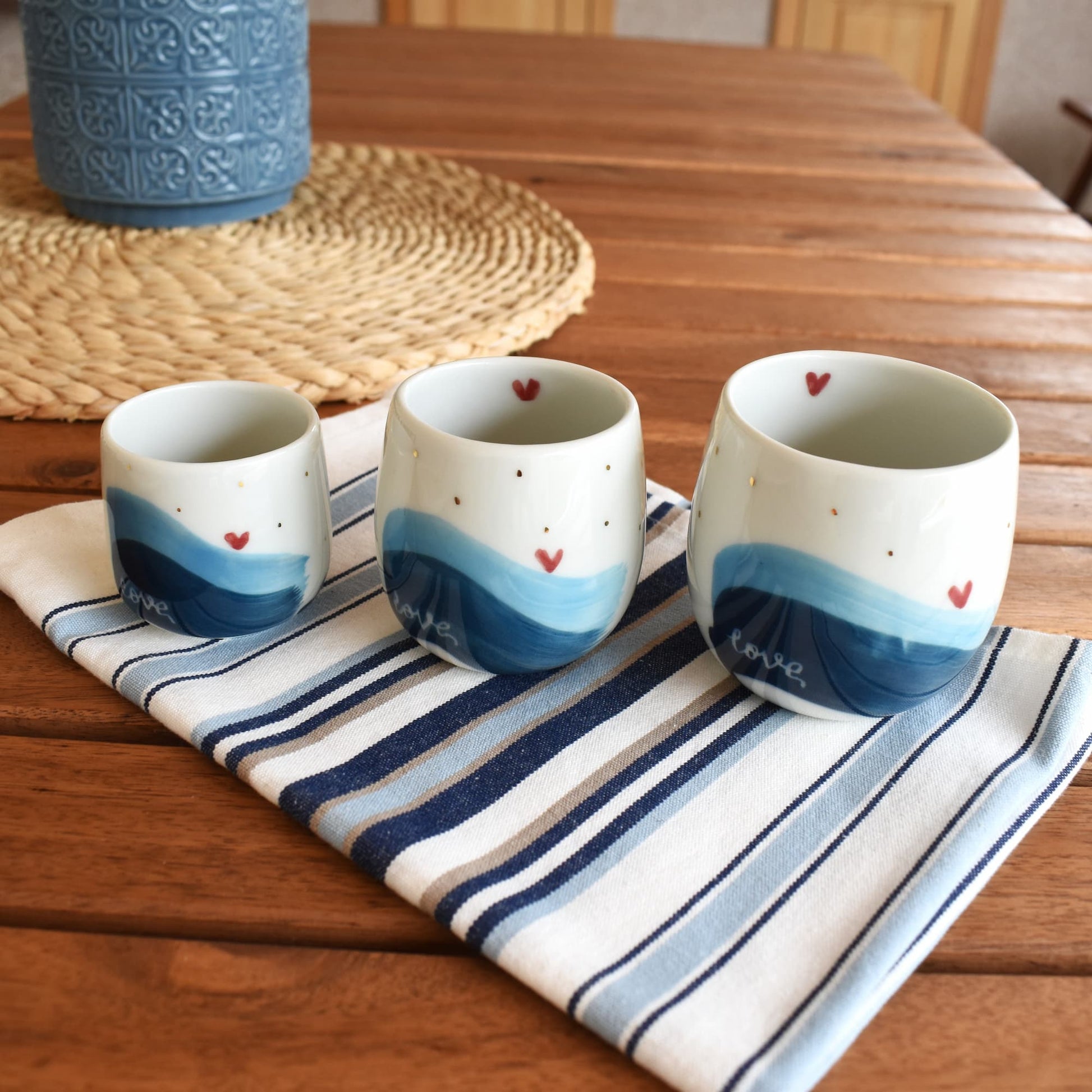 Sea mug side view – handcrafted porcelain with 24k gold, by Joska Handmade